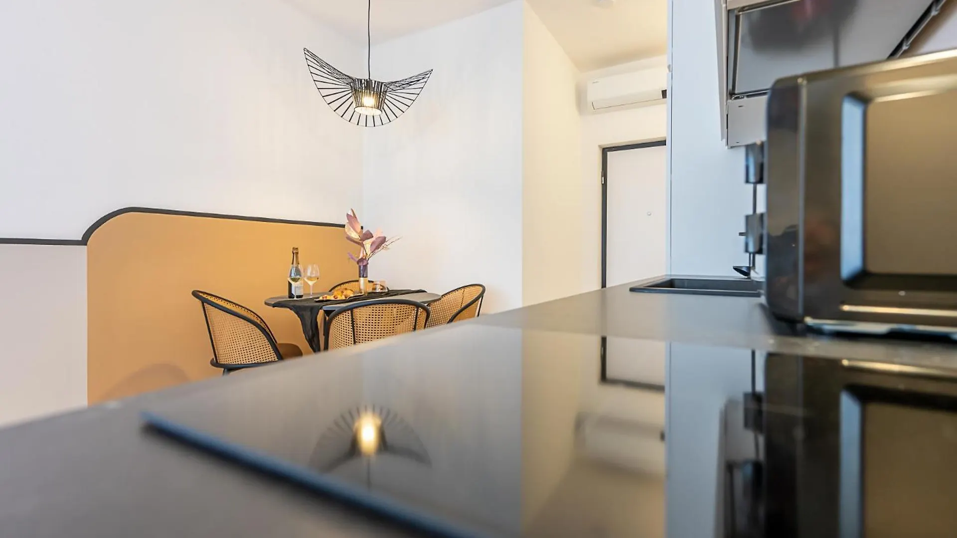 Navigli Duomo Chic Apartment Wifi Ac Milaan